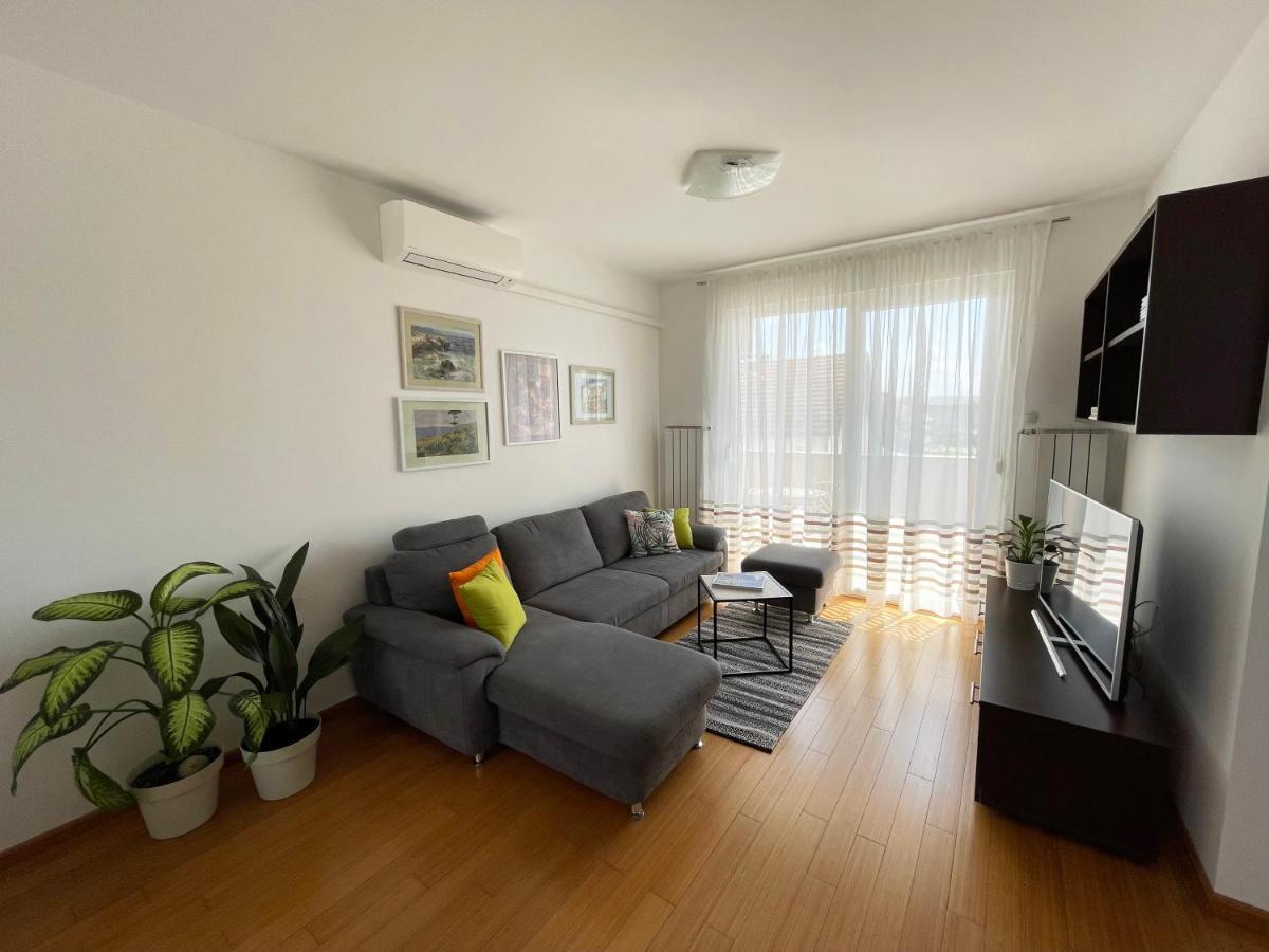 Lipa Apartment Загреб Экстерьер фото